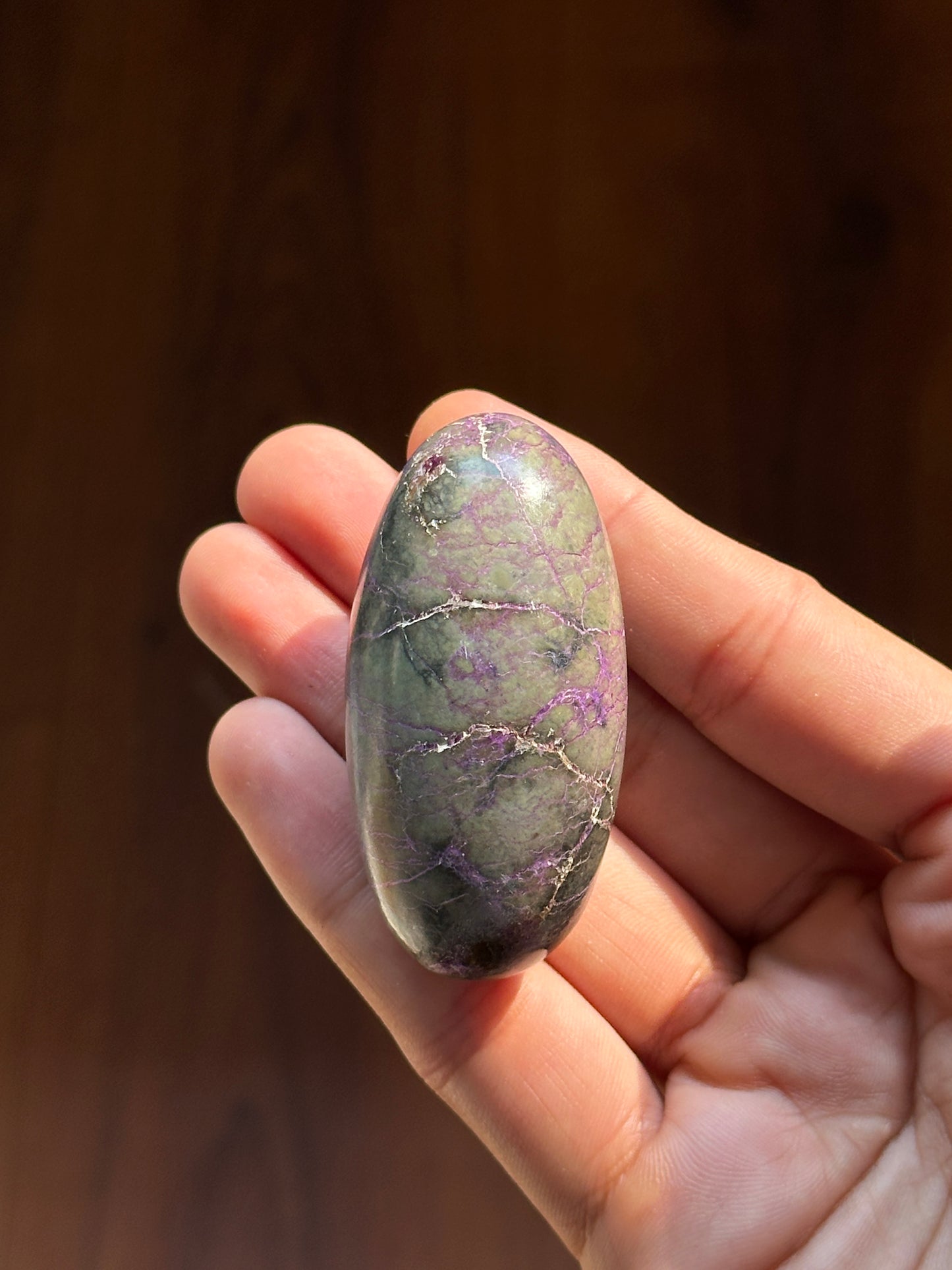 Stichtite (Atlantisite) Lingam