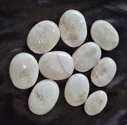 Scolecite Palm Stones